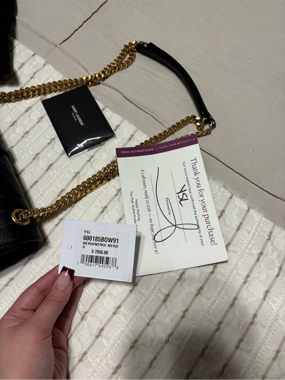 Like NEW YSL Medium Envelope Quilted Flap Bag In Black - Picture 5 of 16